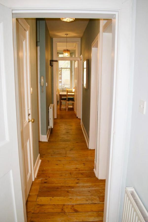 Central 3 Bedroom Next To Leafy Meadows EDI Eksteriør billede